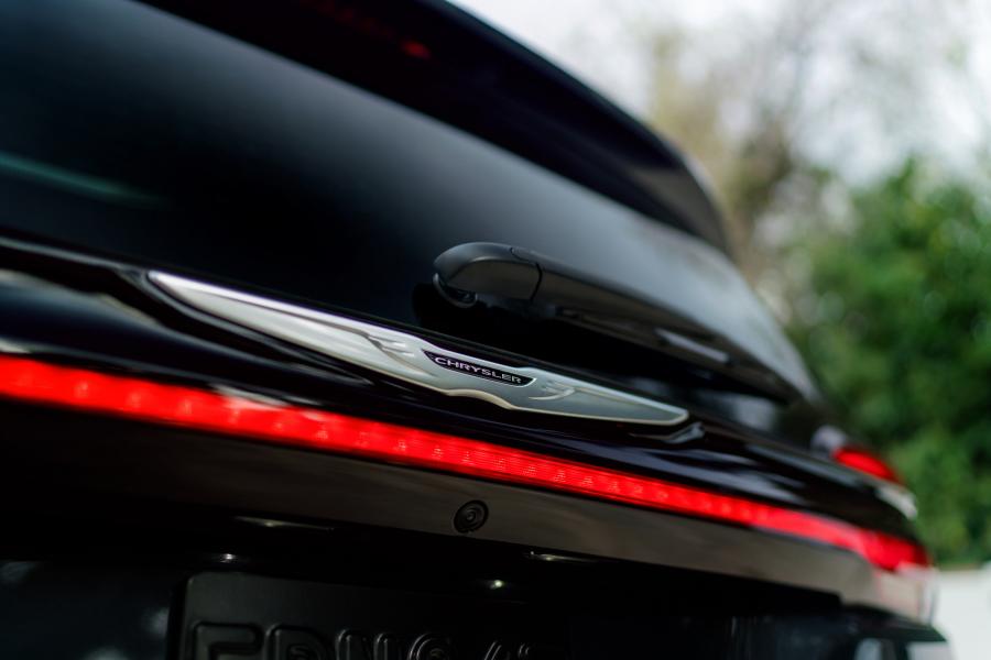 Детали экстерьера Chrysler Pacifica Pinnacle AWD (RU) 2020 года  (фото 14 из 82)